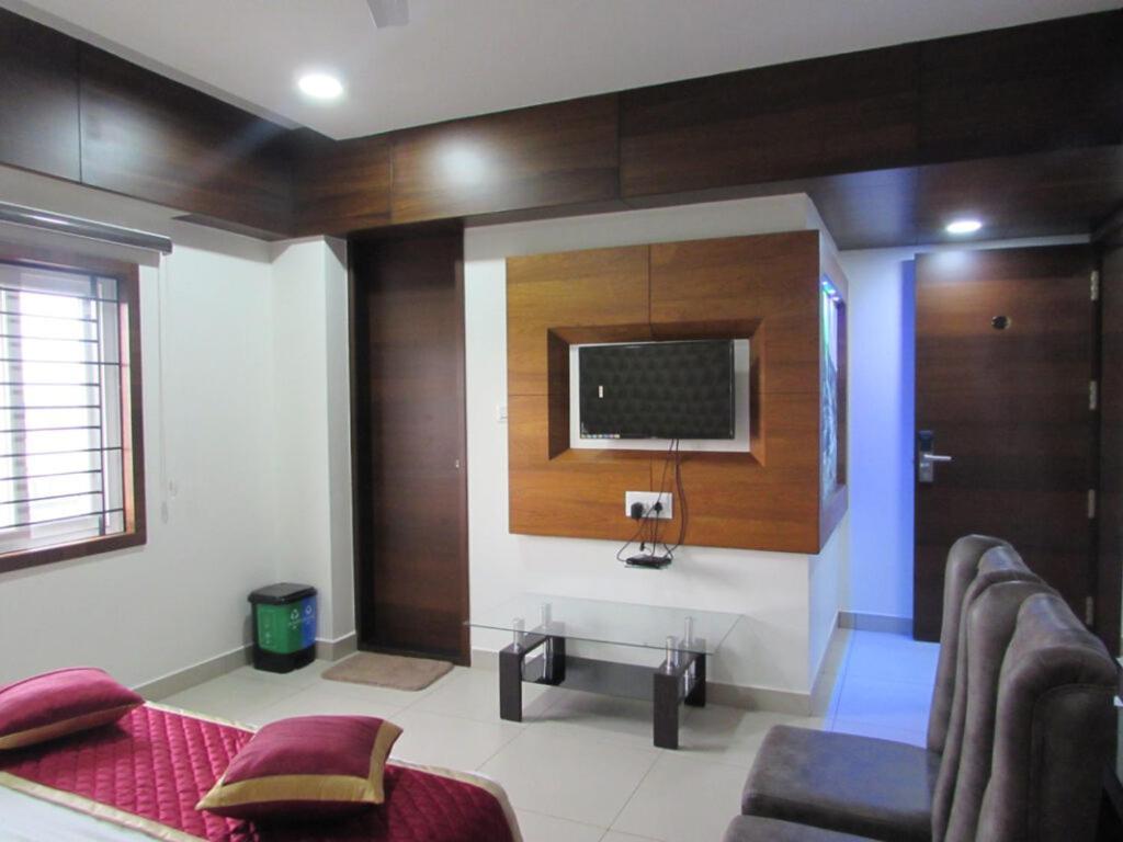 Udupi Regency Otel Hassan Dış mekan fotoğraf